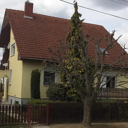 Szalai Vendeghaz * Cserszegtomaj